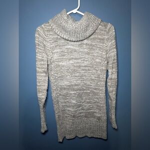 Thyme Maternity Heather Gray Turtleneck Sweater